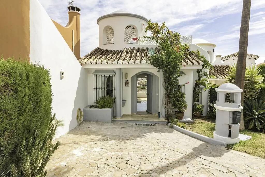 Villa Bora Bora Sitio de Calahonda Spain